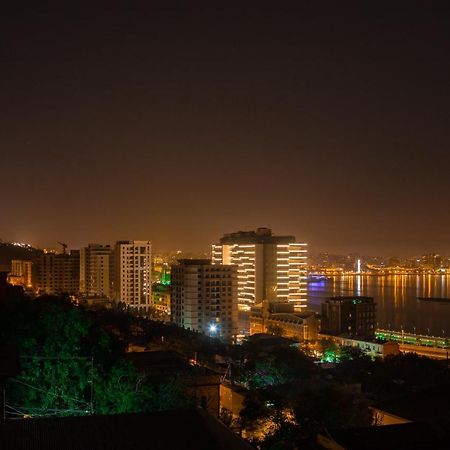 Red Roof Hotel バクー エクステリア 写真